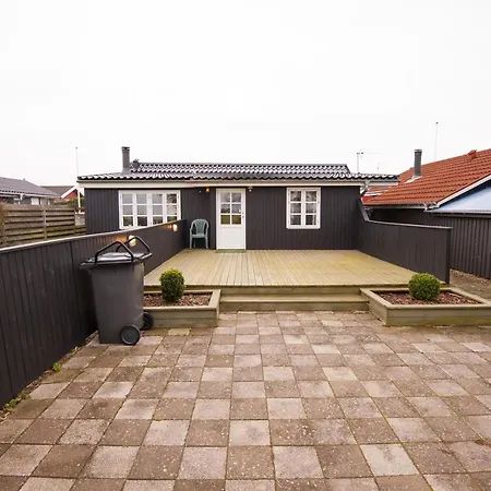 Lisbeth & Johannes Holiday House